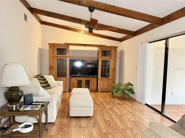 6101 SOARING AVENUE, Temple Terrace, FL 33617