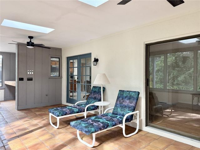 6101 SOARING AVENUE, Temple Terrace, FL 33617