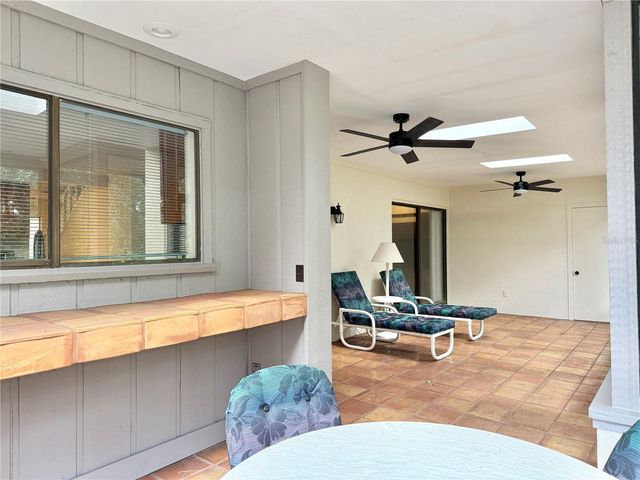 6101 SOARING AVENUE, Temple Terrace, FL 33617