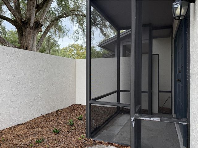 6101 SOARING AVENUE, Temple Terrace, FL 33617