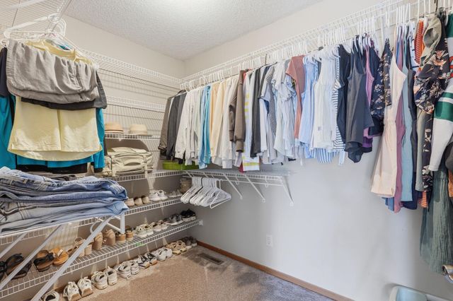 591 Spurline Circle, Hudson, WI 54016