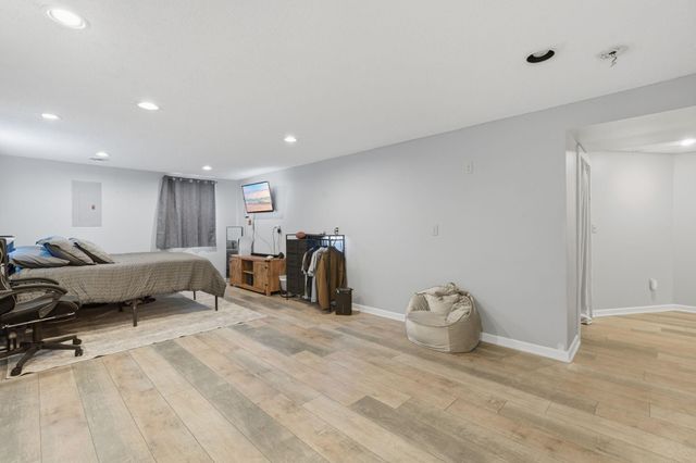 591 Spurline Circle, Hudson, WI 54016