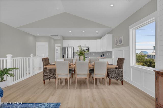 705 S Topsail Drive B, Surf City, NC 28445