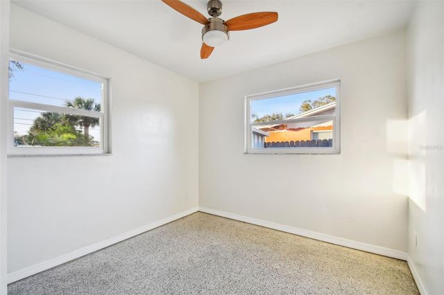 3218 38TH STREET N, St Petersburg, FL 33713