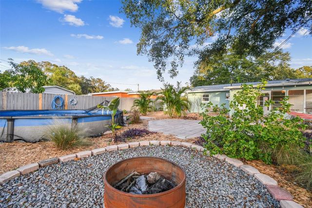 3218 38TH STREET N, St Petersburg, FL 33713