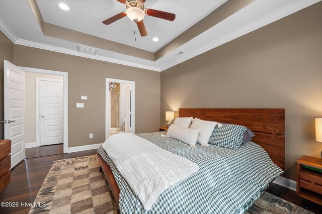 125 Chadwick Court, Sneads Ferry, NC 28460