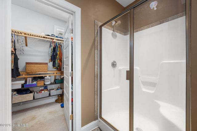 125 Chadwick Court, Sneads Ferry, NC 28460