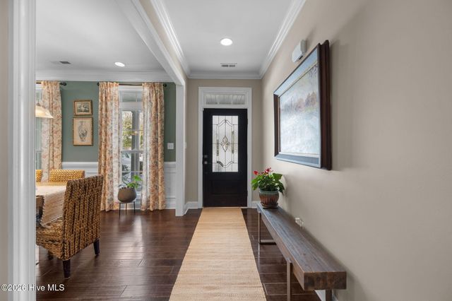 125 Chadwick Court, Sneads Ferry, NC 28460