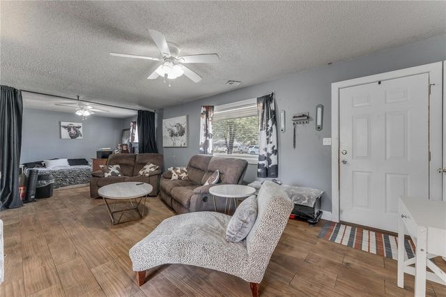 2326 W Alpine Circle, Siloam Springs, AR 72761