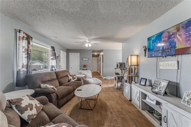 2326 W Alpine Circle, Siloam Springs, AR 72761