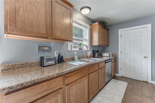 2326 W Alpine Circle, Siloam Springs, AR 72761