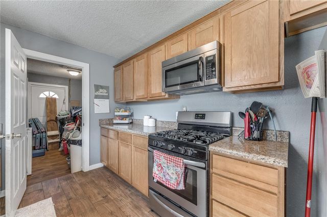 2326 W Alpine Circle, Siloam Springs, AR 72761