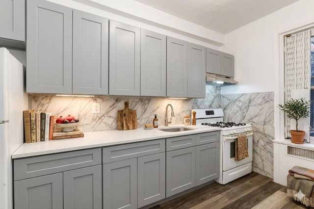 224 Highland Boulevard # 204, New York City, NY 11207