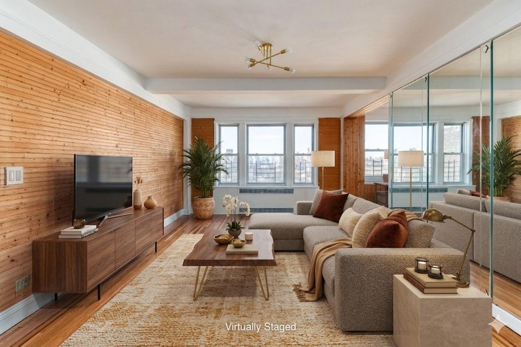 224 Highland Boulevard # 204, New York City, NY 11207