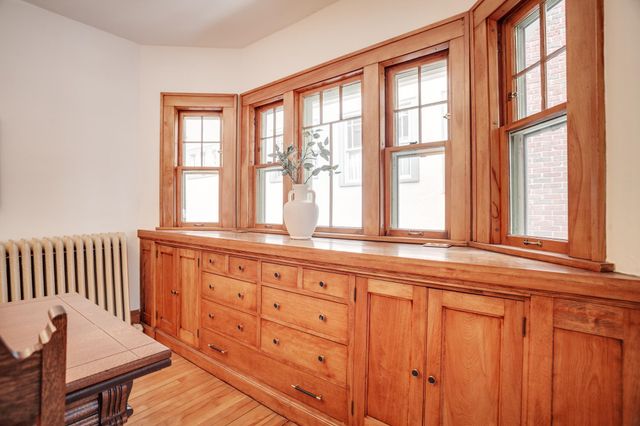 2450 W 24th Street, Minneapolis, MN 55405