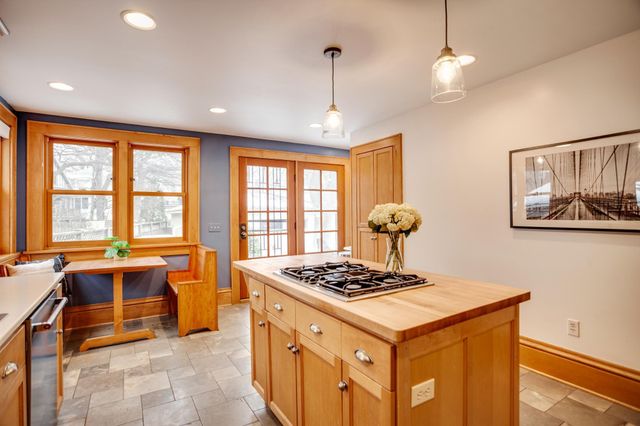 2450 W 24th Street, Minneapolis, MN 55405