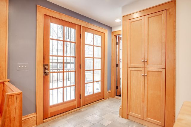 2450 W 24th Street, Minneapolis, MN 55405