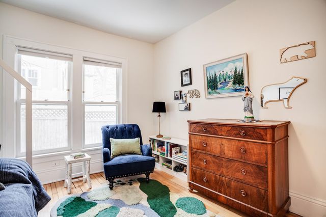 2450 W 24th Street, Minneapolis, MN 55405