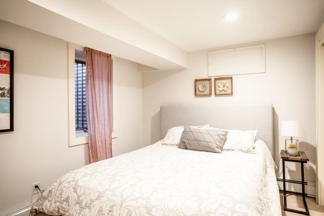 2450 W 24th Street, Minneapolis, MN 55405