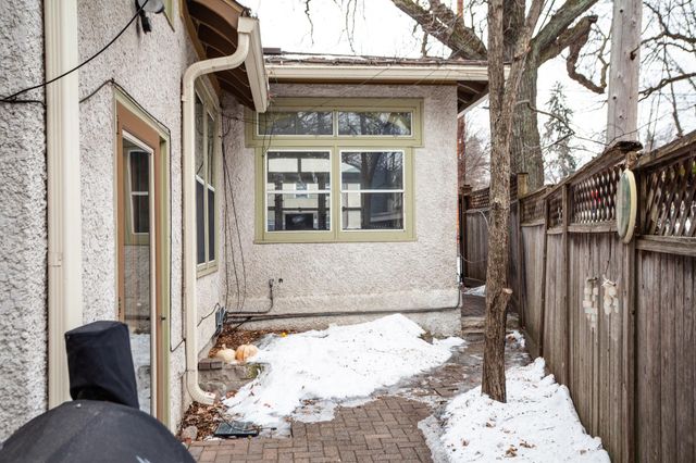 2450 W 24th Street, Minneapolis, MN 55405