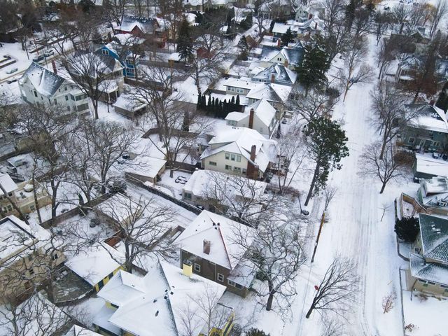 2450 W 24th Street, Minneapolis, MN 55405