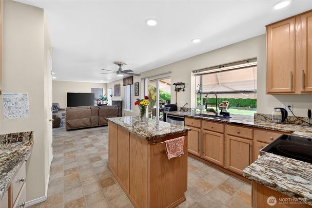 24323 129th Avenue SE, Kent, WA 98030