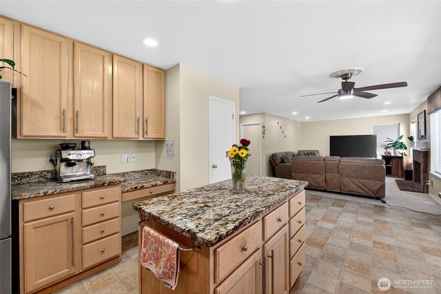 24323 129th Avenue SE, Kent, WA 98030