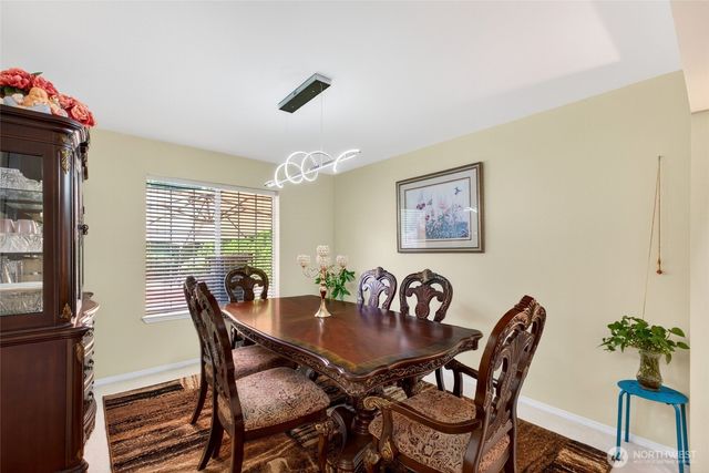 24323 129th Avenue SE, Kent, WA 98030