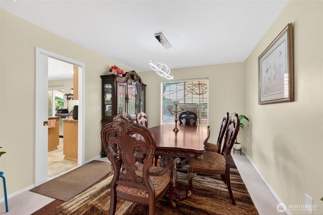 24323 129th Avenue SE, Kent, WA 98030