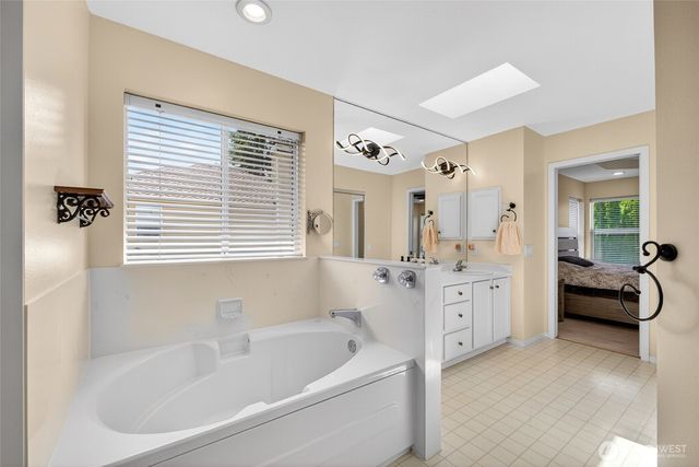 24323 129th Avenue SE, Kent, WA 98030