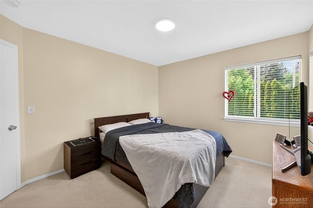 24323 129th Avenue SE, Kent, WA 98030