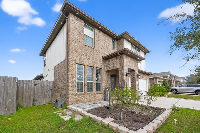 18122 Alora Springs Trace, Cypress, TX 77433