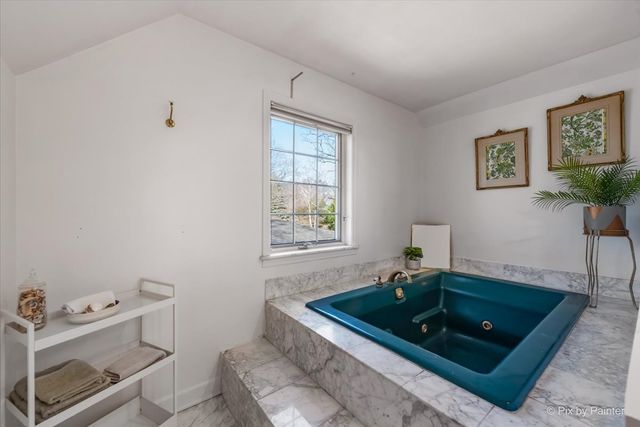 507 S Hi Lusi Avenue, Mount Prospect, IL 60056