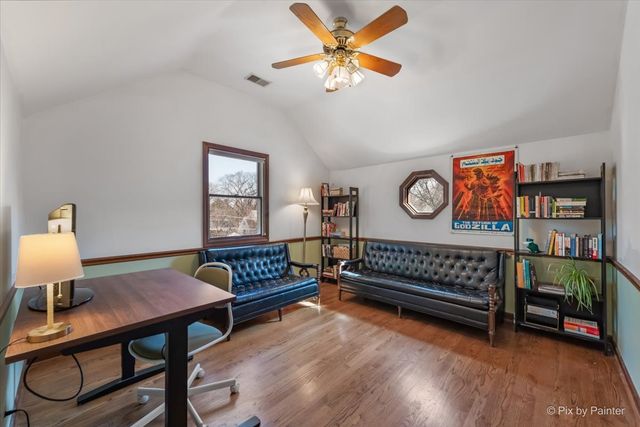 507 S Hi Lusi Avenue, Mount Prospect, IL 60056