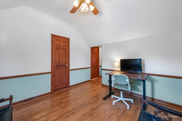 507 S Hi Lusi Avenue, Mount Prospect, IL 60056