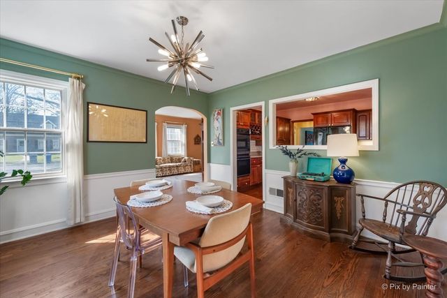 507 S Hi Lusi Avenue, Mount Prospect, IL 60056