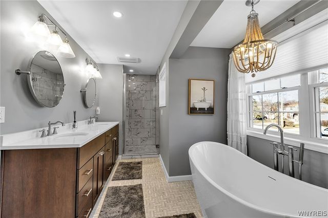 216 North Linden Street, Amherst, NY 14221