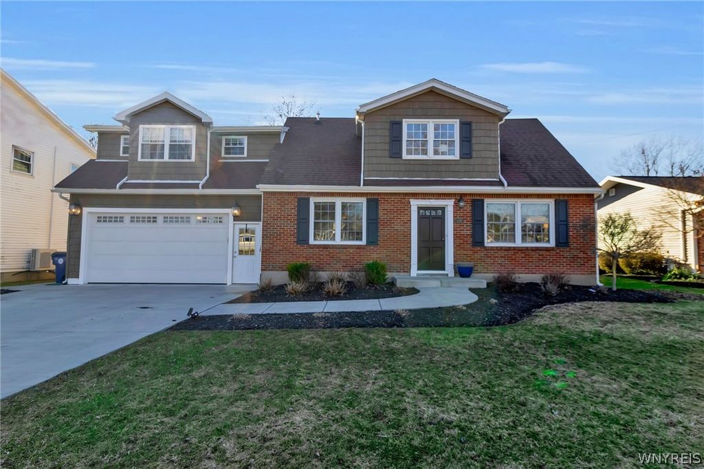 216 North Linden Street, Amherst, NY 14221