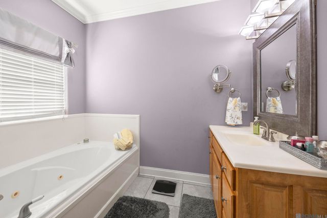 18120 Laura Lee Drive, Ponchatoula, LA 70454