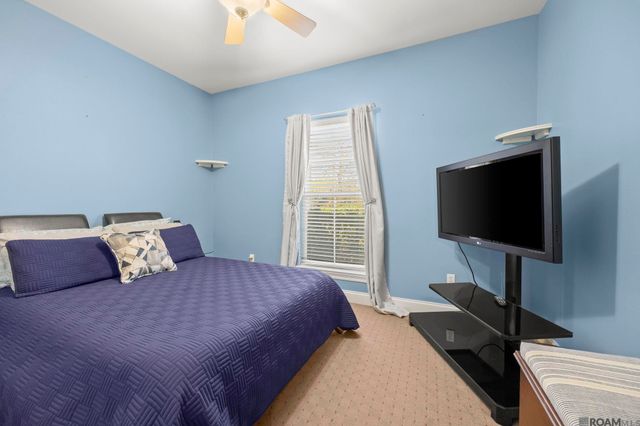 18120 Laura Lee Drive, Ponchatoula, LA 70454