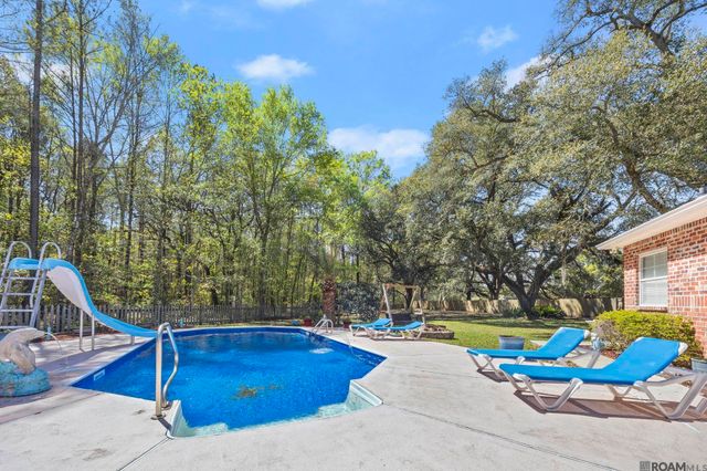 18120 Laura Lee Drive, Ponchatoula, LA 70454