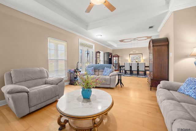 18120 Laura Lee Drive, Ponchatoula, LA 70454