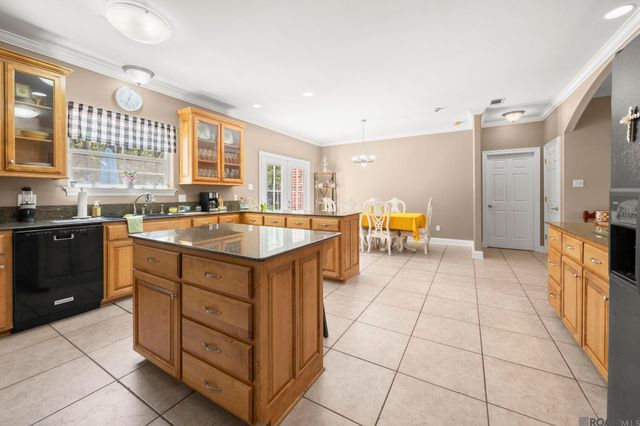 18120 Laura Lee Drive, Ponchatoula, LA 70454