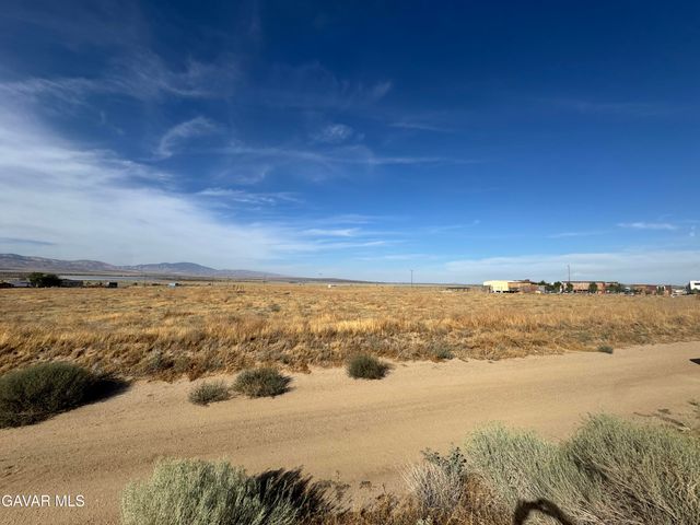 25253 Malmo Street, Lancaster, CA 93536