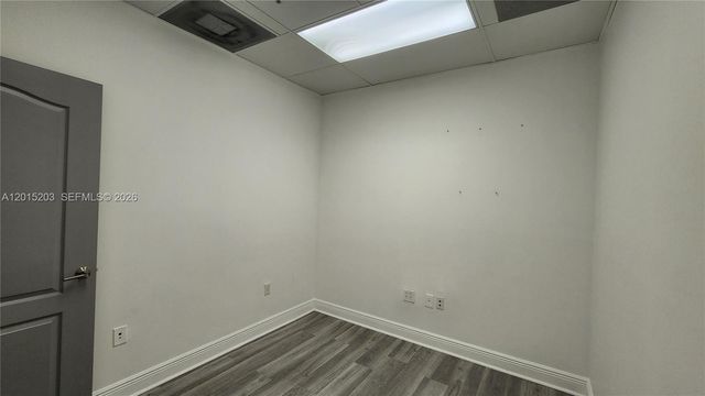 7766 NW 46th St, Doral, FL 33166