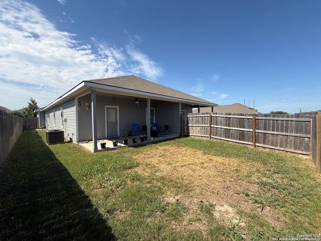 612-614 Heathers Way, Seguin, TX 78155