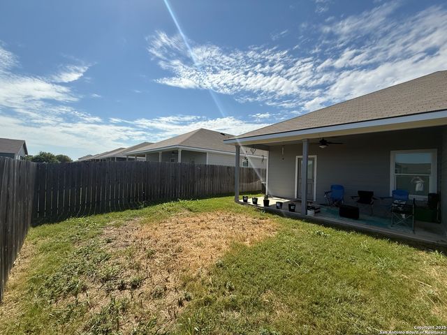 612-614 Heathers Way, Seguin, TX 78155