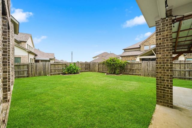 33580 Green Prairie Drive, Brookshire, TX 77423