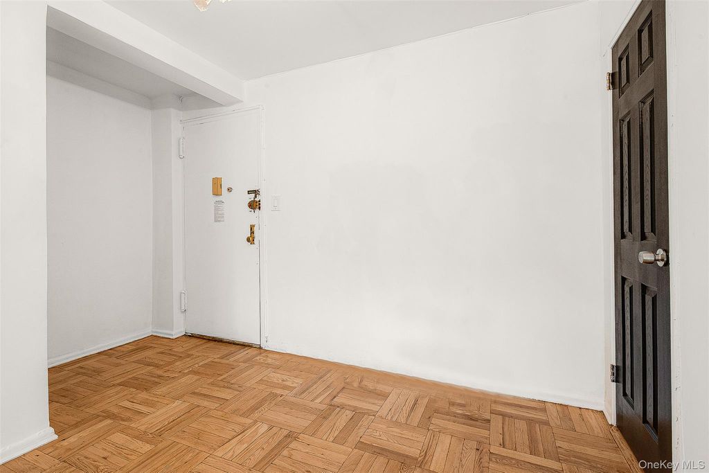 94-30 60th Avenue 1/H, Elmhurst, NY 11373 — photo 4