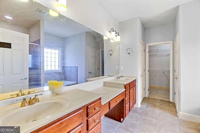 230 Hummingbird Court, Hampton, GA 30228
